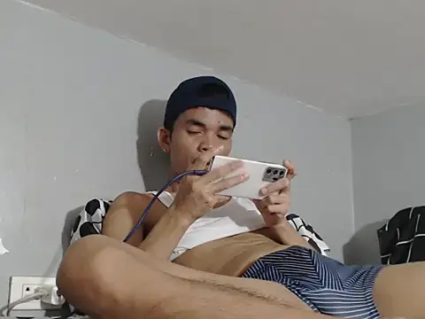 Natsboii online show from 15, 4, 2026