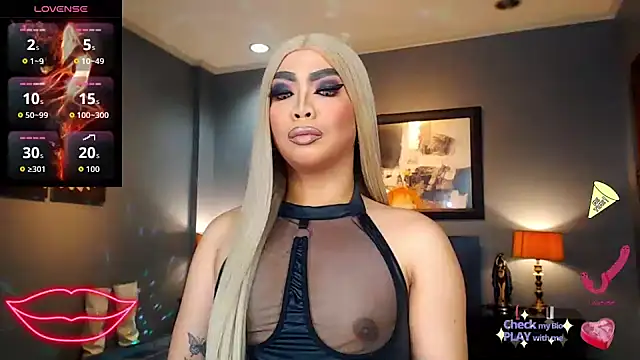 FridaHumphrey online show from 30, 10, 2025