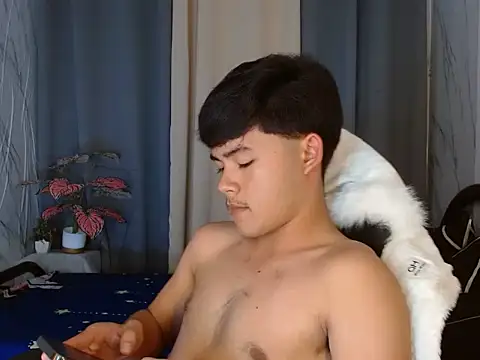 YourNaughtyTwink 69 online show from 23, 4, 2026