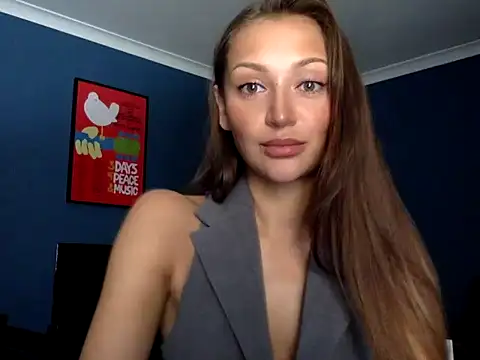 Sainaa1 online show from 13, 9, 2025