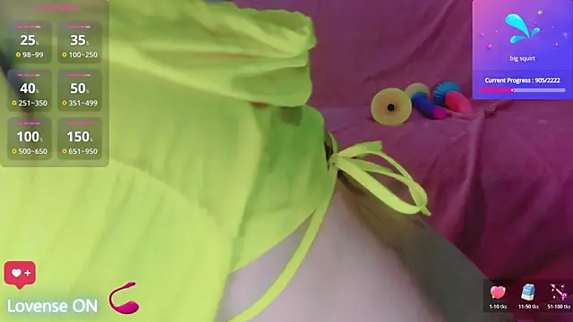 Snapshot of Hotkittylove chatting on 8, 5, 2026 Hotkittylove online show from 8, 5, 2026