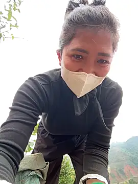 ThiHa003 online show from 14, 12, 2025