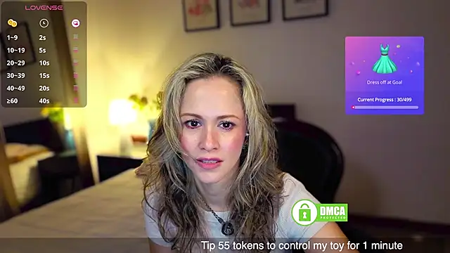 Snapshot of Miasiren chatting on 8, 11, 2025 Miasiren online show from 8, 11, 2025