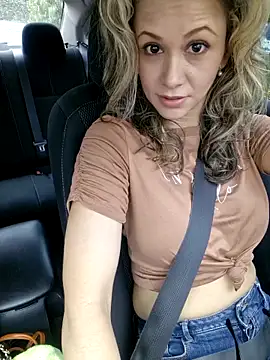 Miasiren online show from 4, 12, 2025