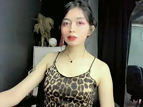 Snapshot of LexiLove chatting on 1, 10, 2025 LexiLove online show from 1, 10, 2025