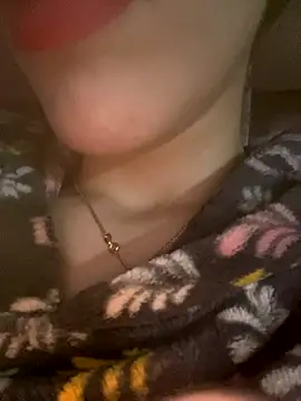 Mimisixo online show from 4, 11, 2025