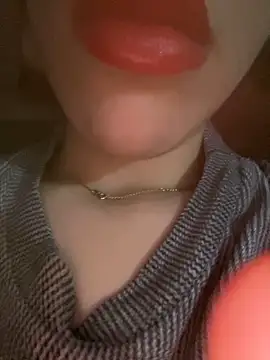 Mimisixo online show from 9, 11, 2025