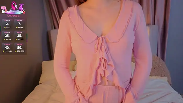 BeatrixCarIeton online show from 1, 10, 2025