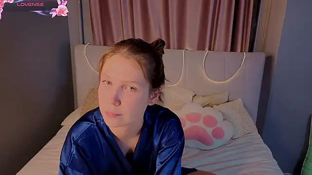 BeatrixCarIeton online show from 12, 9, 2025