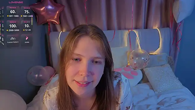 BeatrixCarIeton online show from 4, 10, 2025