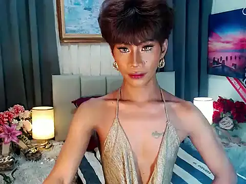 sassylatina online show from 7, 10, 2025