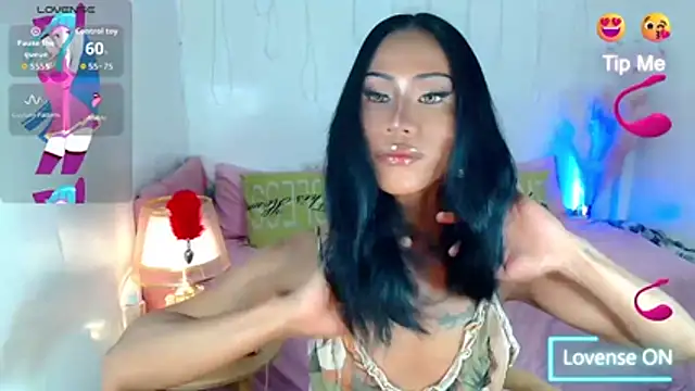 sassylatina online show from 25, 10, 2025