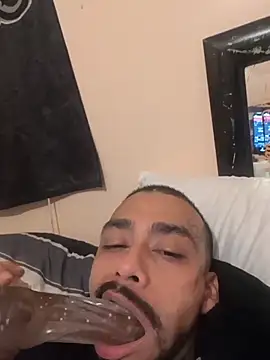 Cnutt310 online show from 23, 12, 2025