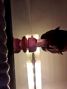 Cnutt310 online show from 8, 11, 2025