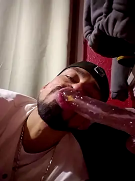 Cnutt310 online show from 24, 10, 2025