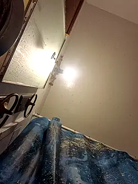 Cnutt310 online show from 21, 10, 2025