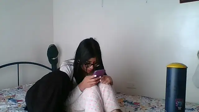 Snapshot of milkxxicecream chatting on 30, 9, 2025 milkxxicecream online show from 30, 9, 2025