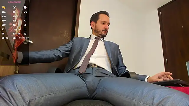 Snapshot of KarlBoss1 chatting on 19, 9, 2025 KarlBoss1 online show from 19, 9, 2025