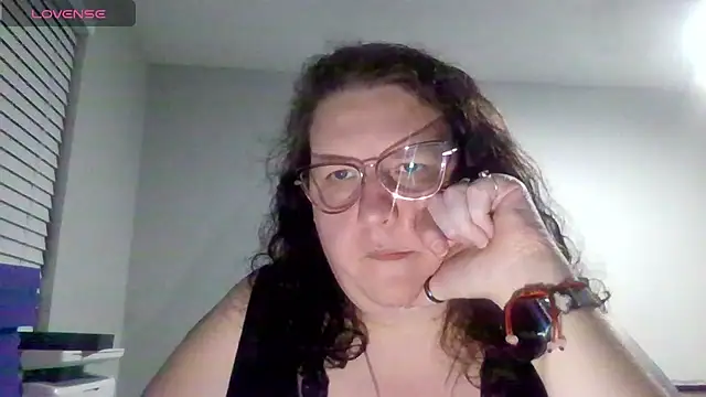 emberlynnix online show from 20, 7, 2026