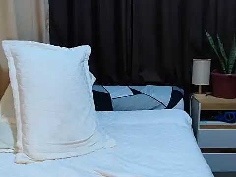 cumwhat me online show from 12, 4, 2026