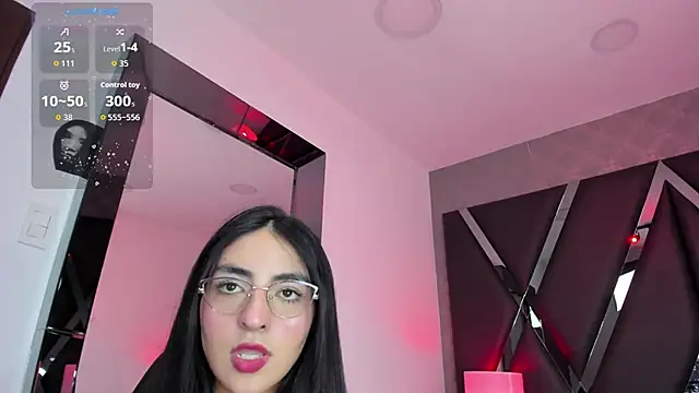 Snapshot of LennaBlair chatting on 30, 10, 2025 LennaBlair online show from 30, 10, 2025