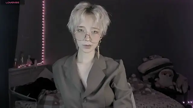 MelissaReis online show from 9, 11, 2025