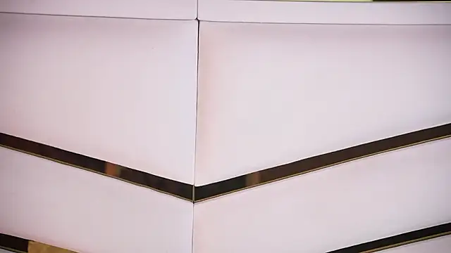 ambar rosse25 online show from 7, 3, 2026