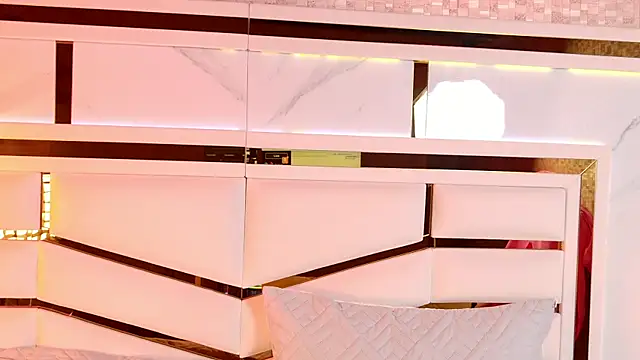 ambar rosse25 online show from 26, 11, 2025