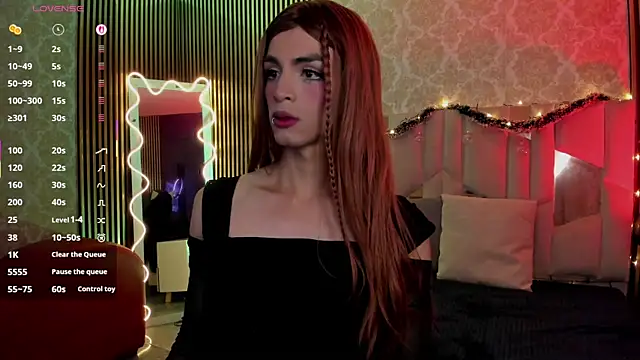 LIHIAN TAY online show from 22, 11, 2025