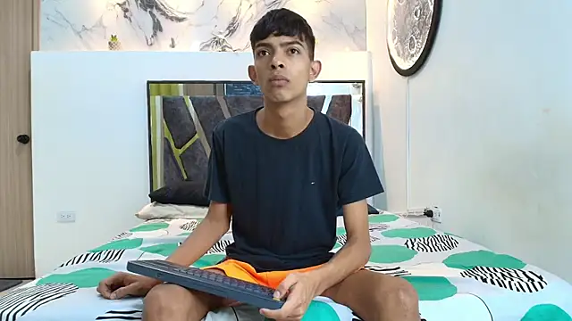 Snapshot of PRETTY_SEX1 chatting on 29, 11, 2025 PRETTY SEX1 online show from 29, 11, 2025