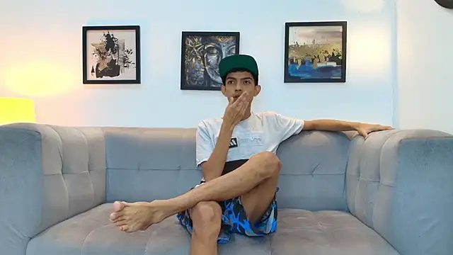 PRETTY SEX1 online show from 16, 1, 2026