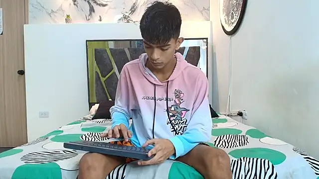 Snapshot of PRETTY_SEX1 chatting on 30, 11, 2025 PRETTY SEX1 online show from 30, 11, 2025