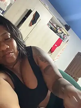 Snapshot of Sam_Blue chatting on 10, 5, 2026 Sam Blue online show from 10, 5, 2026