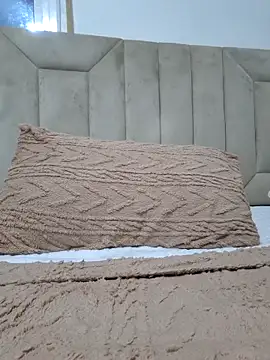 rousaa online show from 2, 12, 2025