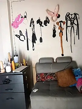 Snapshot of angierot2025 chatting on 4, 12, 2025 angierot2025 online show from 4, 12, 2025