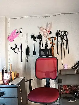 Snapshot of angierot2025 chatting on 4, 12, 2025 angierot2025 online show from 4, 12, 2025