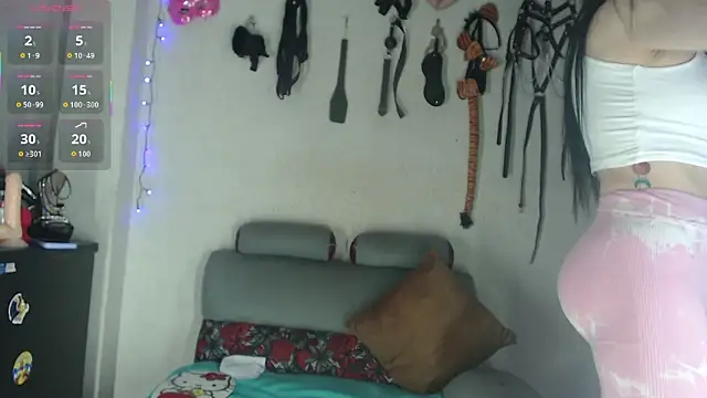 angierot2025 online show from 7, 11, 2025