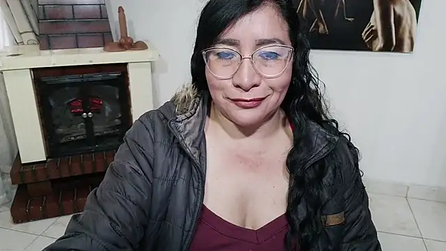 Grace mature milf online show from 4, 3, 2026