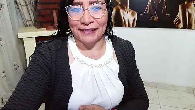 Grace mature milf online show from 4, 12, 2025