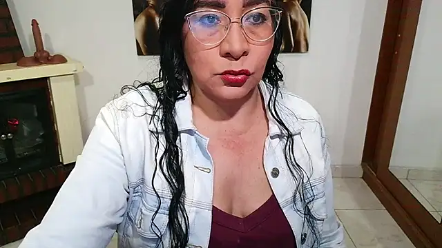 Grace mature milf online show from 17, 12, 2025