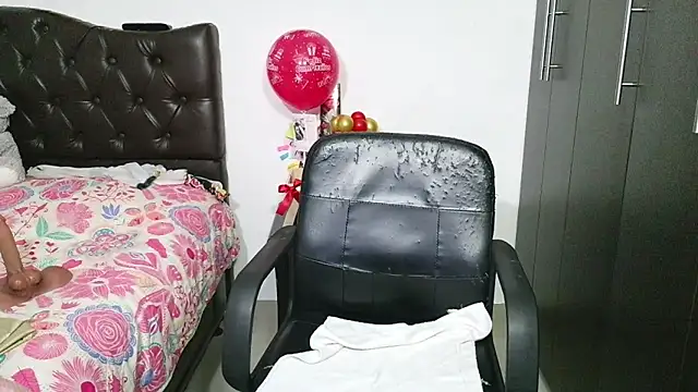 Grace mature milf online show from 22, 5, 2026