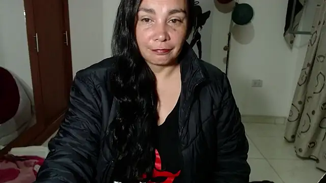 Vivian milf paint online show from 7, 10, 2025