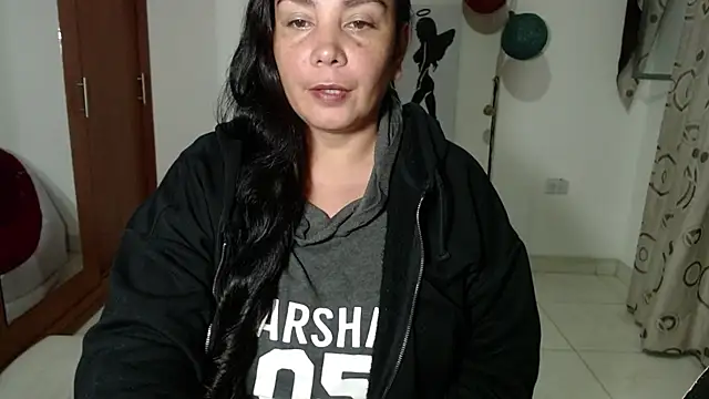 Vivian milf paint online show from 1, 10, 2025