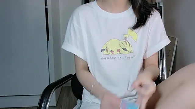 Ryeon 99 online show from 28, 2, 2026