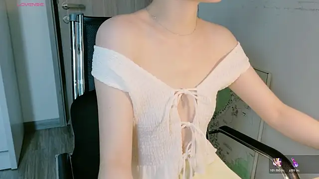 Snapshot of Ryeon_99 chatting on 1, 6, 2026 Ryeon 99 online show from 1, 6, 2026