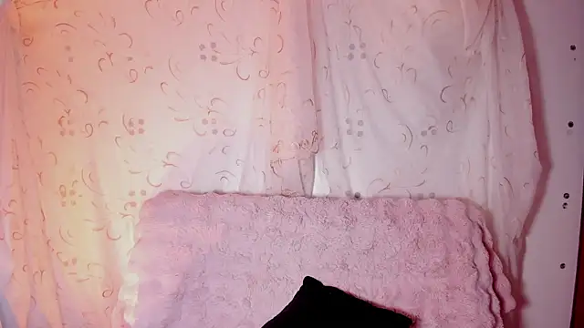 Snapshot of kinkyboat23 chatting on 9, 7, 2026 kinkyboat23 online show from 9, 7, 2026