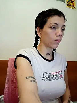 Paula Alameda online show from 12, 9, 2025