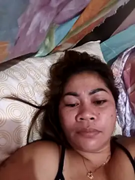 sexybitch 02 online show from 17, 4, 2026