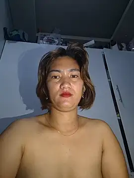 Snapshot of lustlushlady6 chatting on 26, 10, 2025 lustlushlady6 online show from 26, 10, 2025