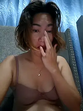 Snapshot of lustlushlady6 chatting on 28, 10, 2025 lustlushlady6 online show from 28, 10, 2025